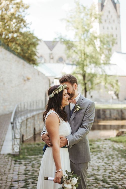 Braut im weißen Hochzeitskleid – elegantes Portrait, Hochzeitsfotografie OWL
